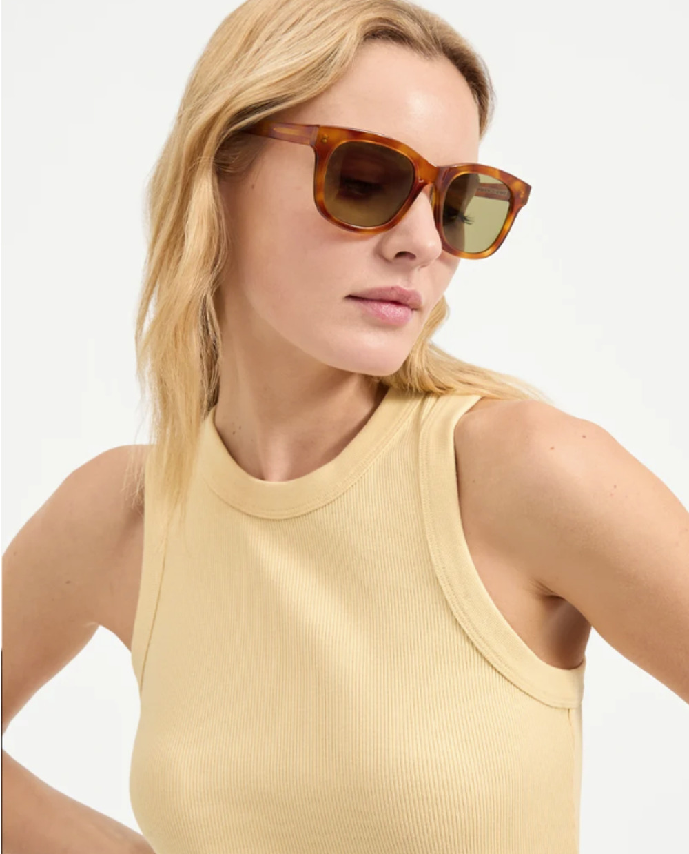New Veronica Beard Jane Square Frame Sunglasses Honey